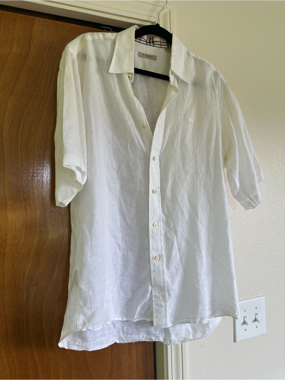 Burberry Men's White Short-Sleeve Linen Button-Down Shirt